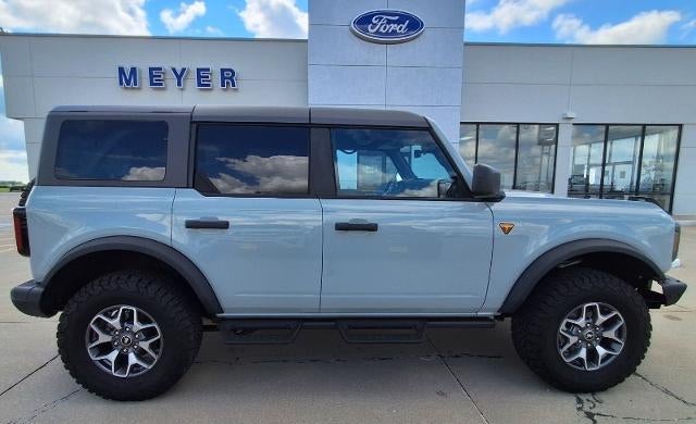 2024 Ford Bronco Badlands in Gray — front three-quarter view