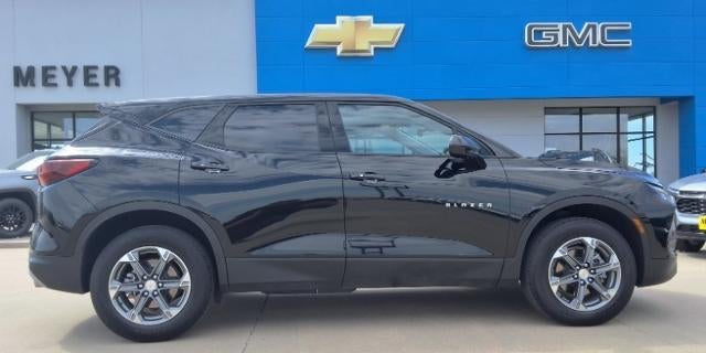 2025 Chevrolet Blazer 2LT in Black — front three-quarter view