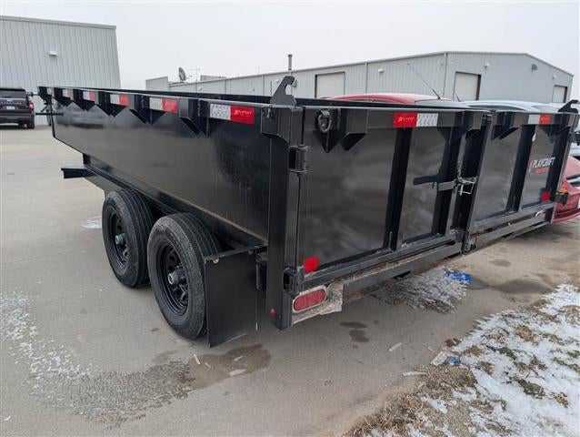 2025 NA Sun Country — rear three-quarter view